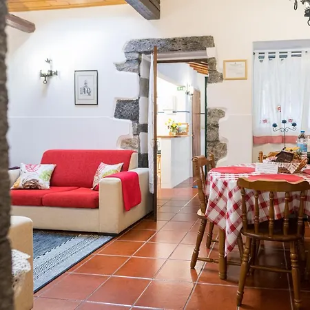 Hébergement de vacances Casa Da Agua Quente - Al Furnas (Azores)