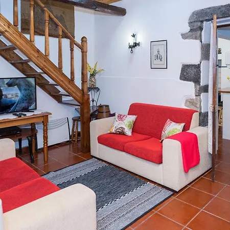 Casa Da Agua Quente - Al * Furnas (Azores)