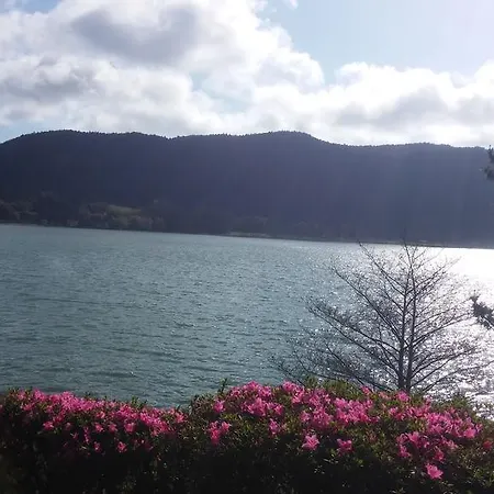 Casa Da Agua Quente - Al Semesterbostad Furnas (Azores)